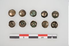 Foto von Bronzegewandbesatzknöpfchen (NHMW-PRAE-025726)